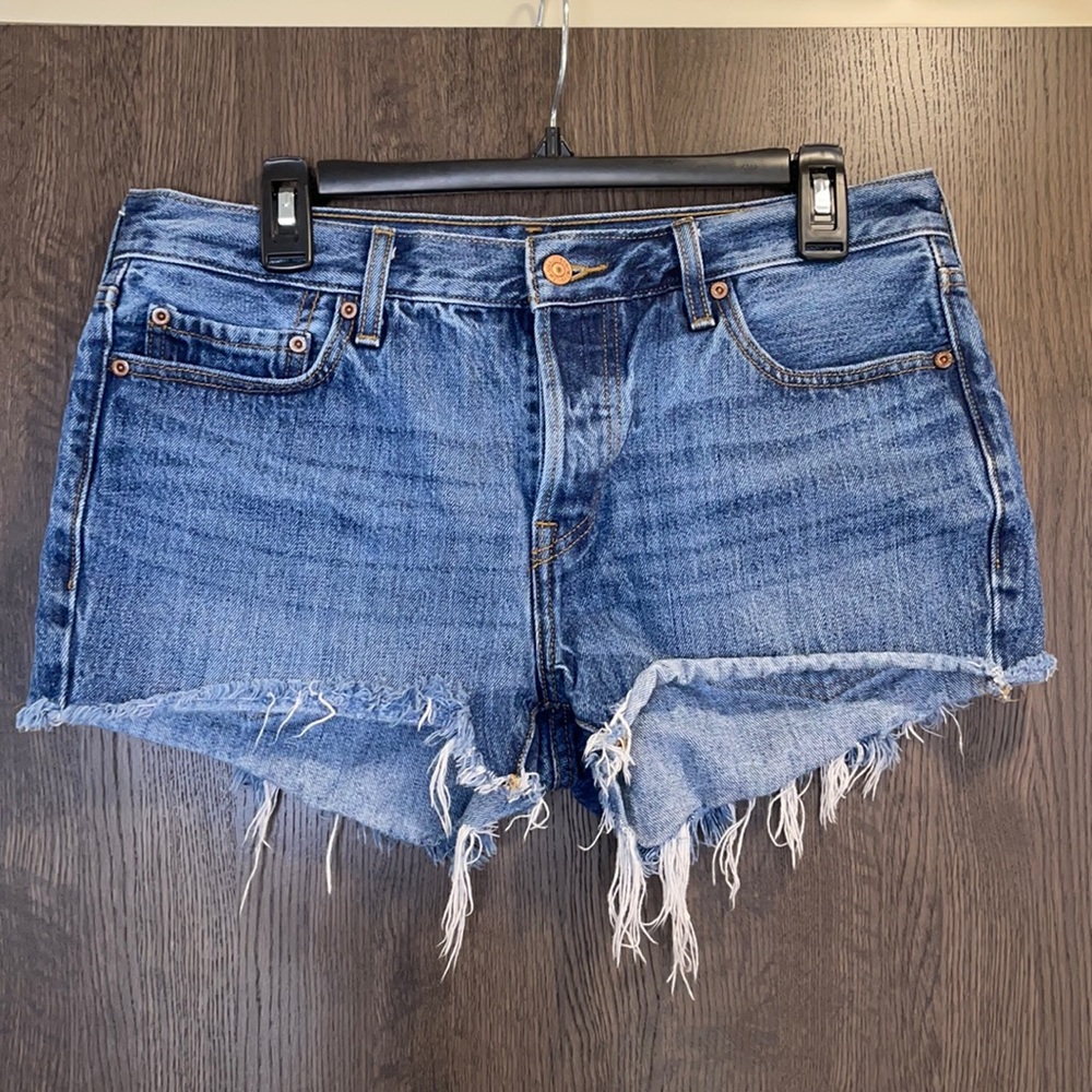 Levi’s shorts